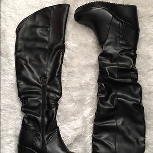 Wedge Heal Knee High Boots Size 6 (36)
